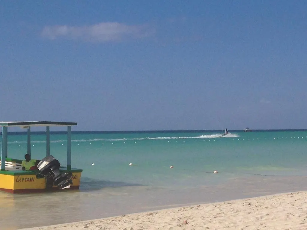 Chippewa Village Negril